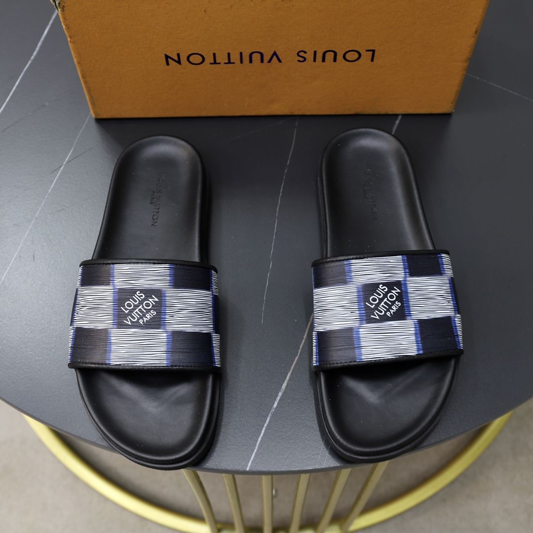 Louis Vuitton Slippers